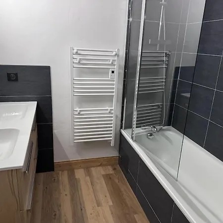 Belle Vue 아파트 *